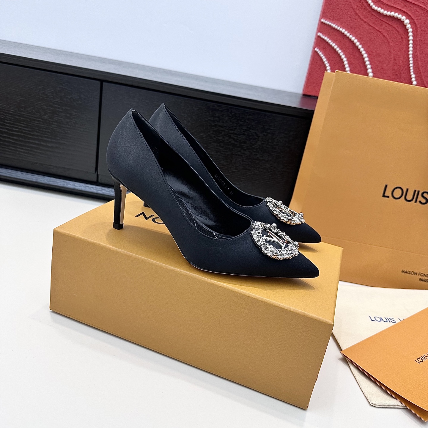 Women's high heels